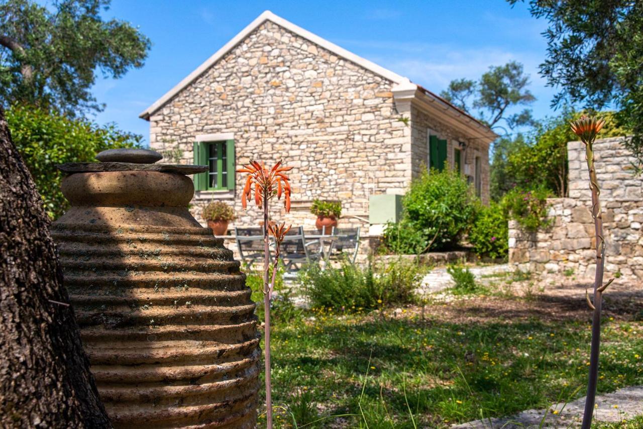Country House Longos  Екстер'єр фото