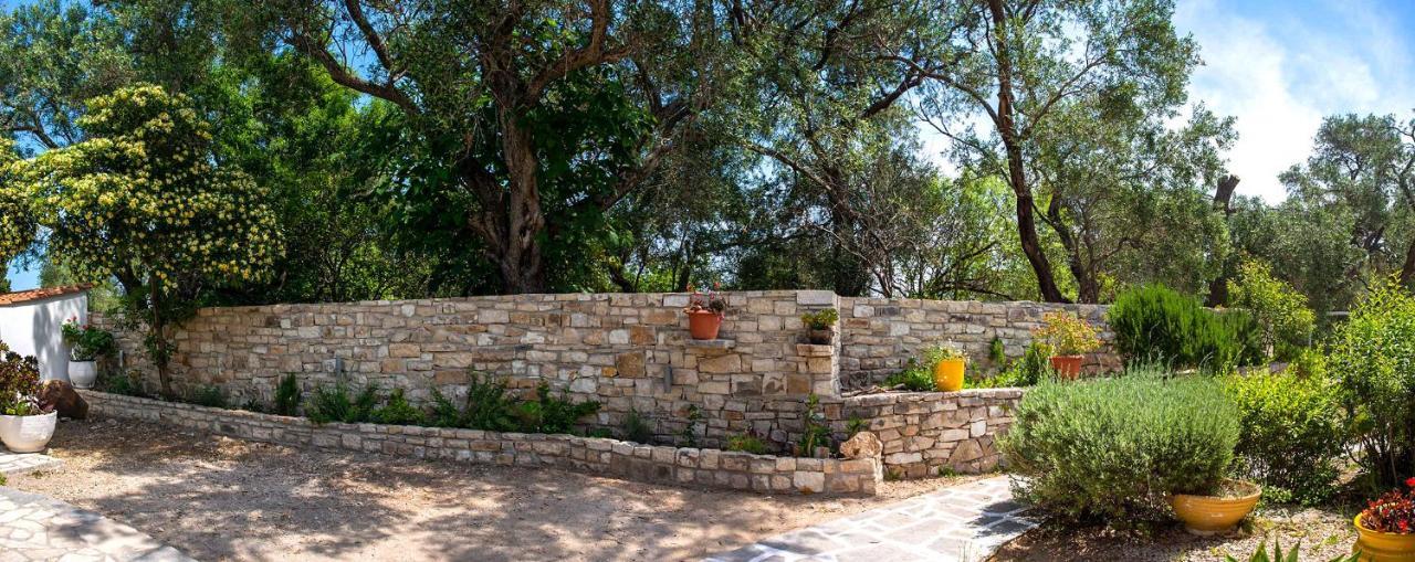 Country House Longos  Екстер'єр фото